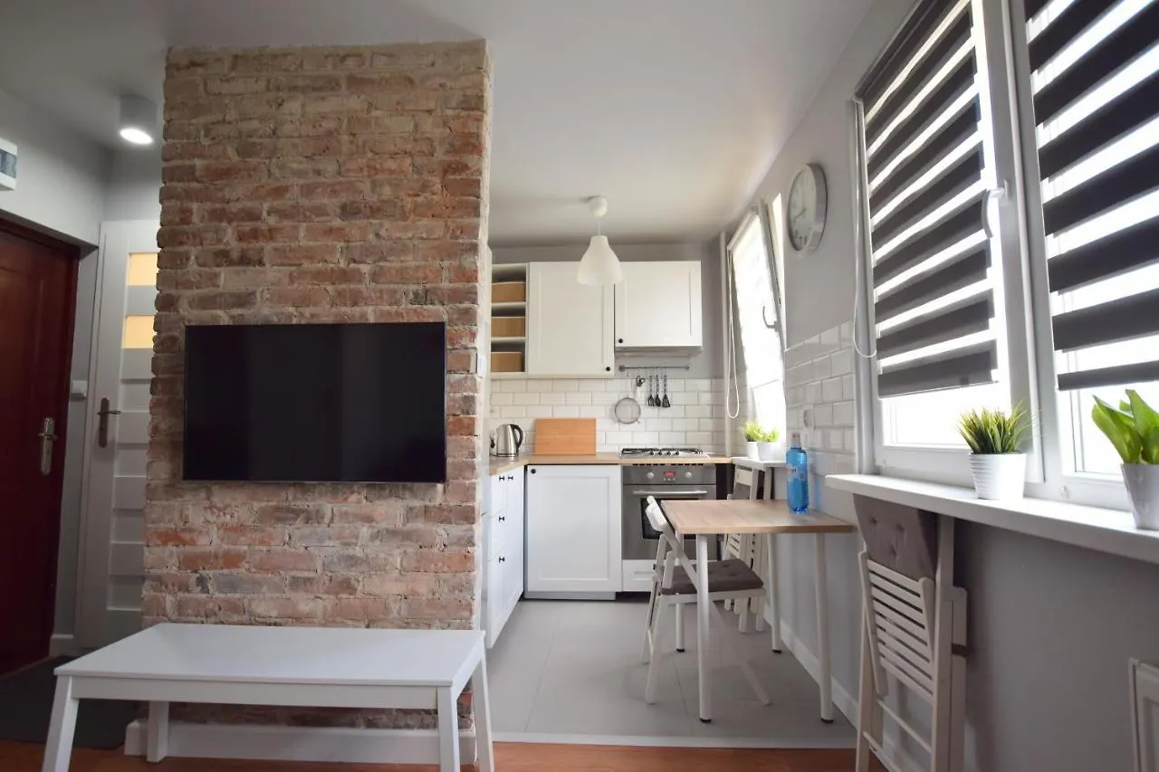 Apartment Piastowska contacts